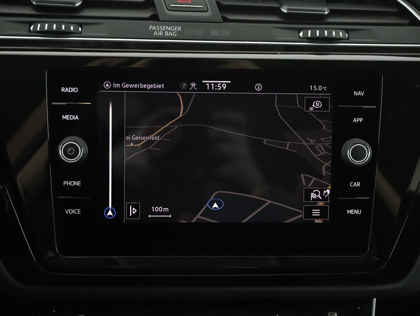 VW Touran Highline TDI SCR | Bild 19 von 27
