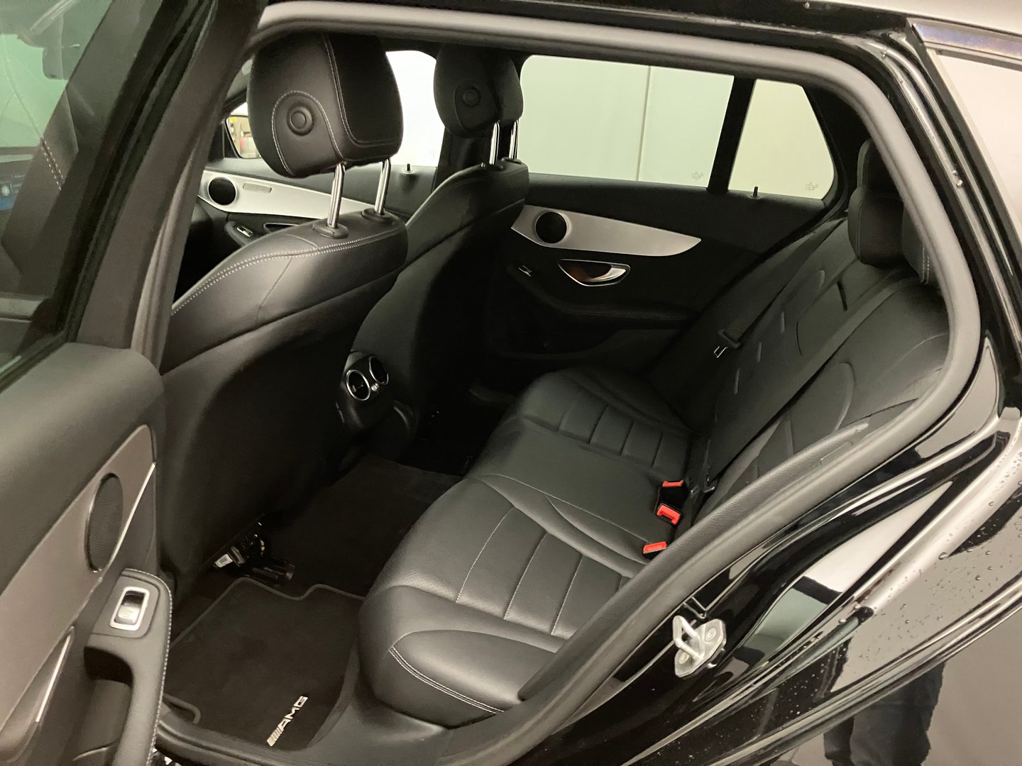 Mercedes C 220 d T 4MATIC Aut. | Bild 24 von 29