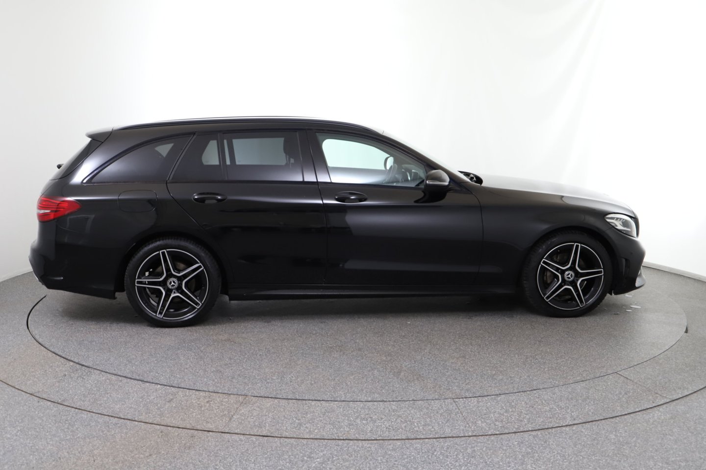 Mercedes C 220 d T 4MATIC Aut. | Bild 6 von 31