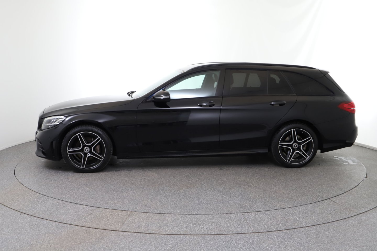 Mercedes C 220 d T 4MATIC Aut. | Bild 2 von 29