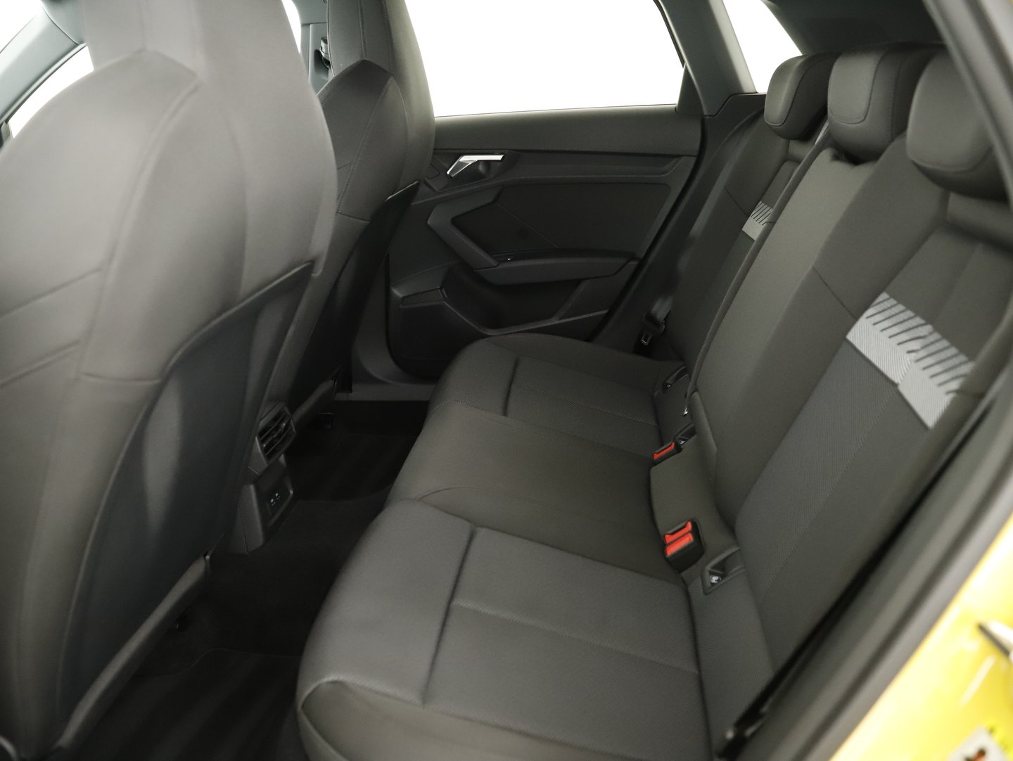 Audi A3 Sportback 40 TFSI e S line | Bild 13 von 28