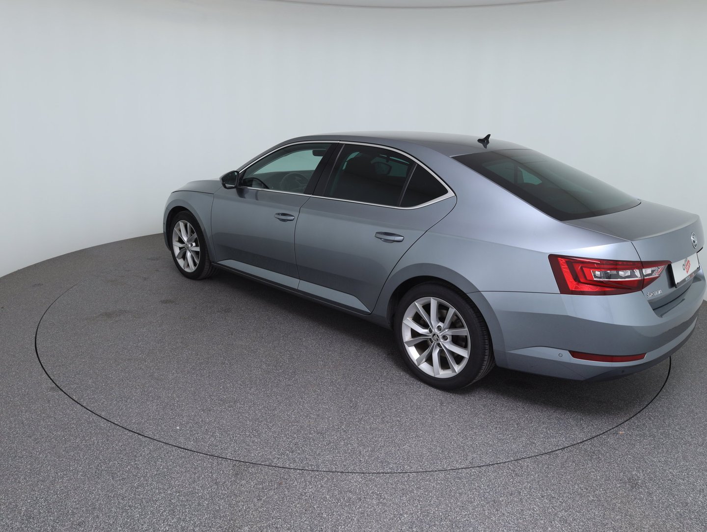 Škoda SUPERB Style TDI DSG | Bild 7 von 14