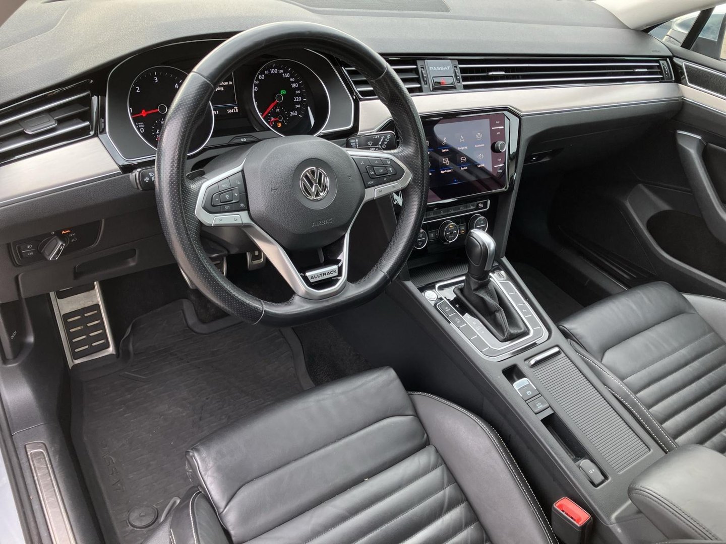 VW Passat Alltrack TDI SCR 4MOTION DSG | Bild 7 von 16