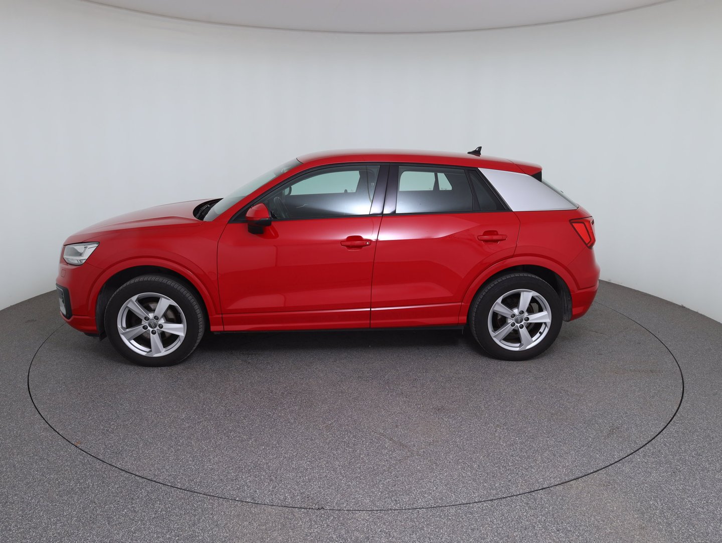 Audi Q2 30 TDI Sport | Bild 8 von 23