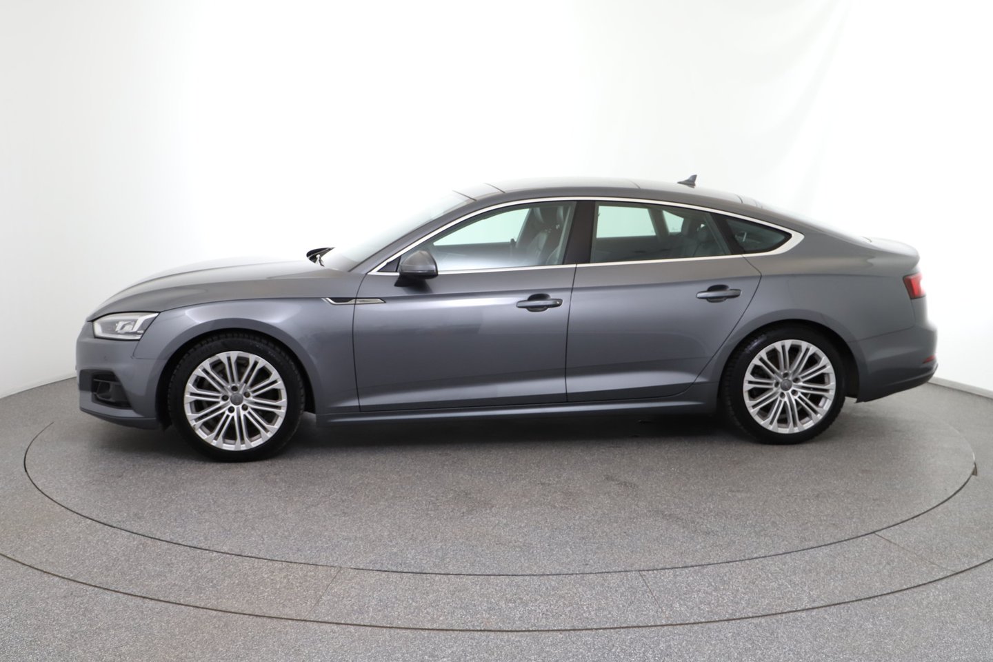 Audi A5 SB 2.0 TDI S-tronic | Bild 2 von 33