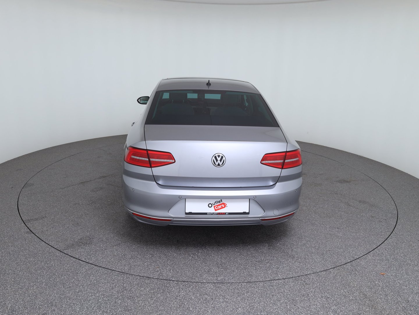 VW Passat Highline TDI SCR DSG | Bild 6 von 14