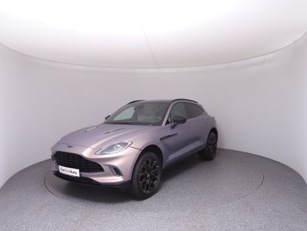 Aston Martin DBX V8