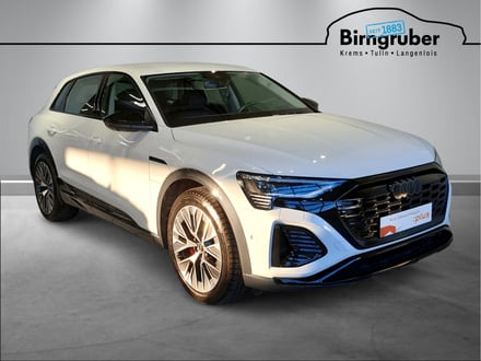 Audi Q8 55 e-tron quattro S line