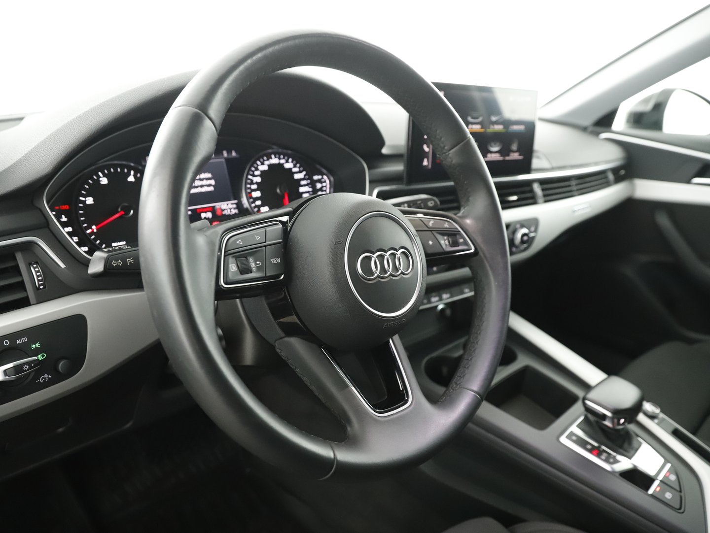 Audi A4 Avant 40 TDI quattro | Bild 14 von 30