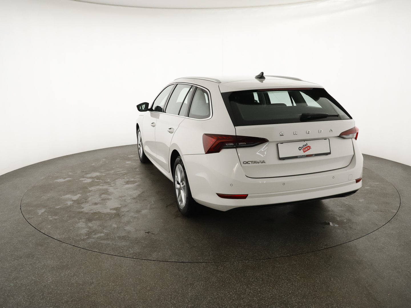 Škoda OCTAVIA Combi Premium TDI DSG | Bild 2 von 22