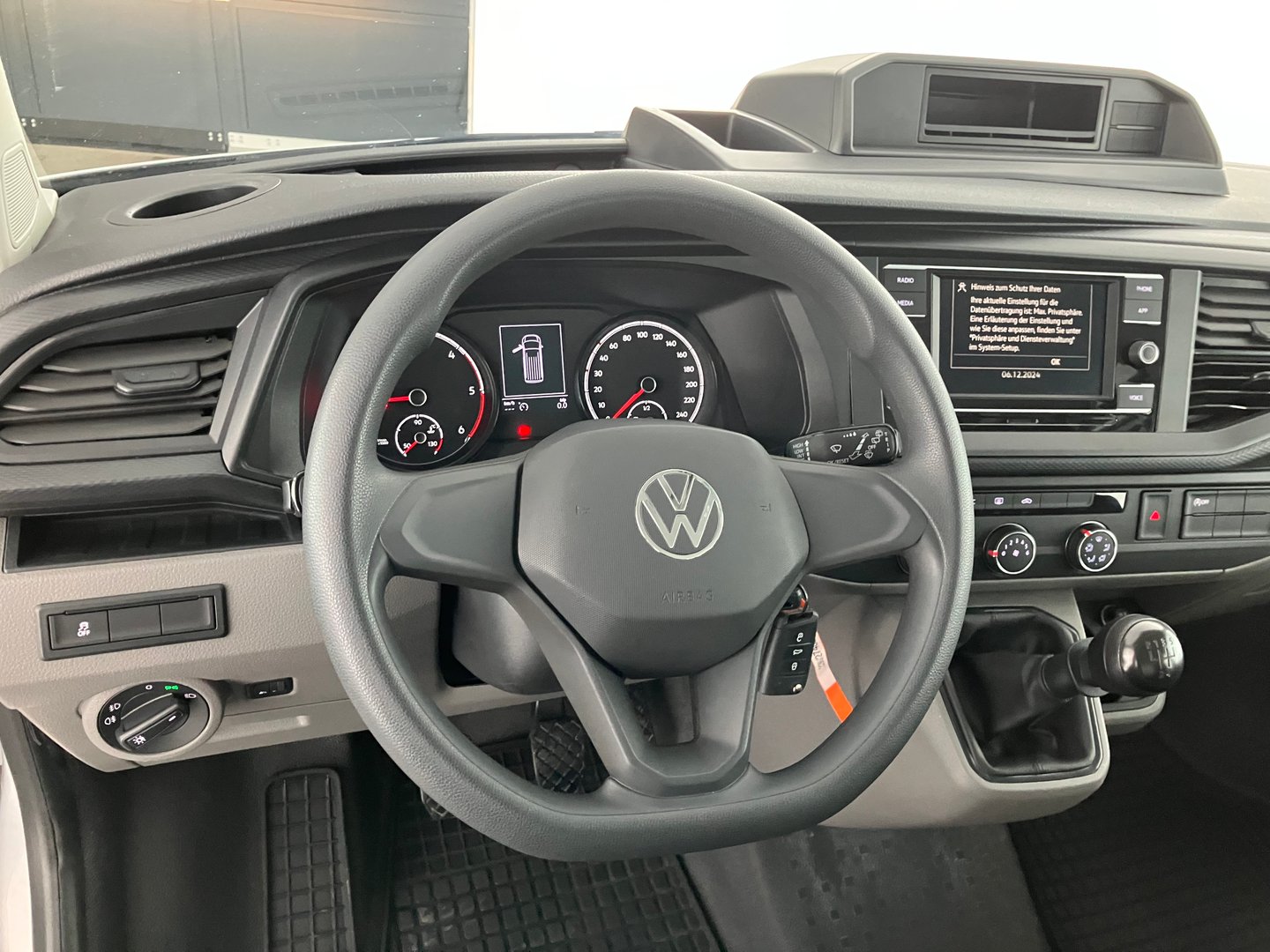 VW Transporter Kombi LR TDI | Bild 5 von 27