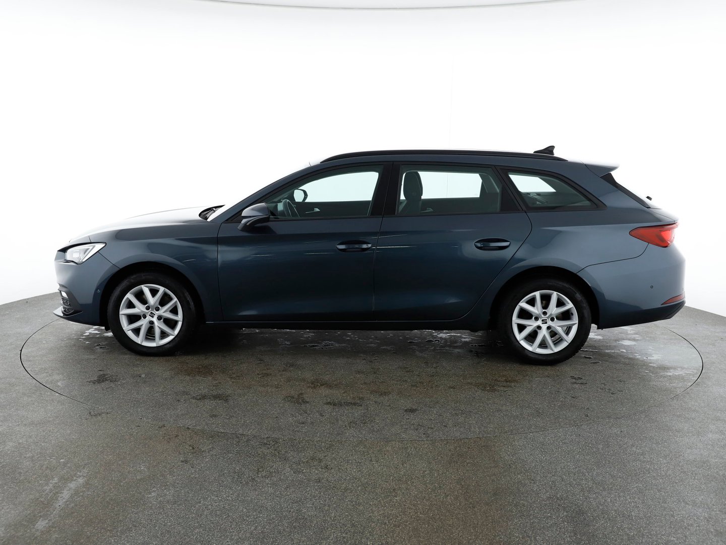 SEAT Leon SP Kombi Style 2.0 TDI DSG | Bild 2 von 26