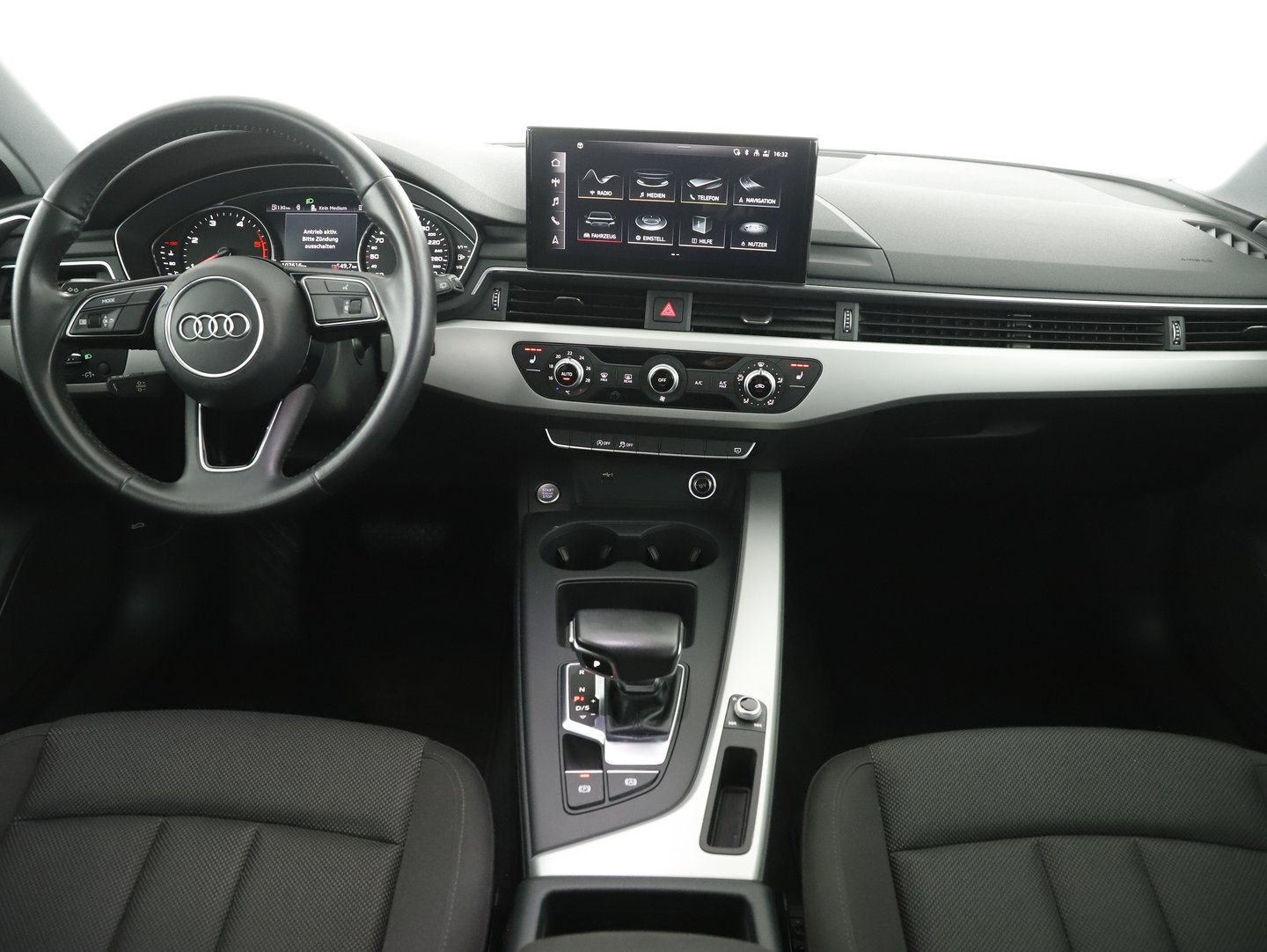 Audi A4 Avant 30 TDI advanced | Bild 14 von 29