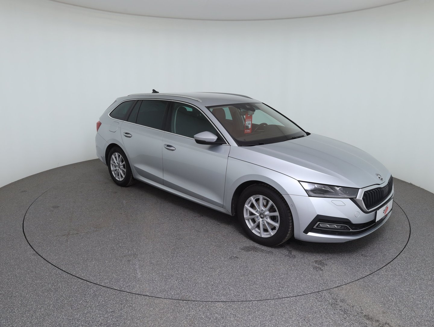 Škoda OCTAVIA Combi Premium TDI DSG | Bild 3 von 24