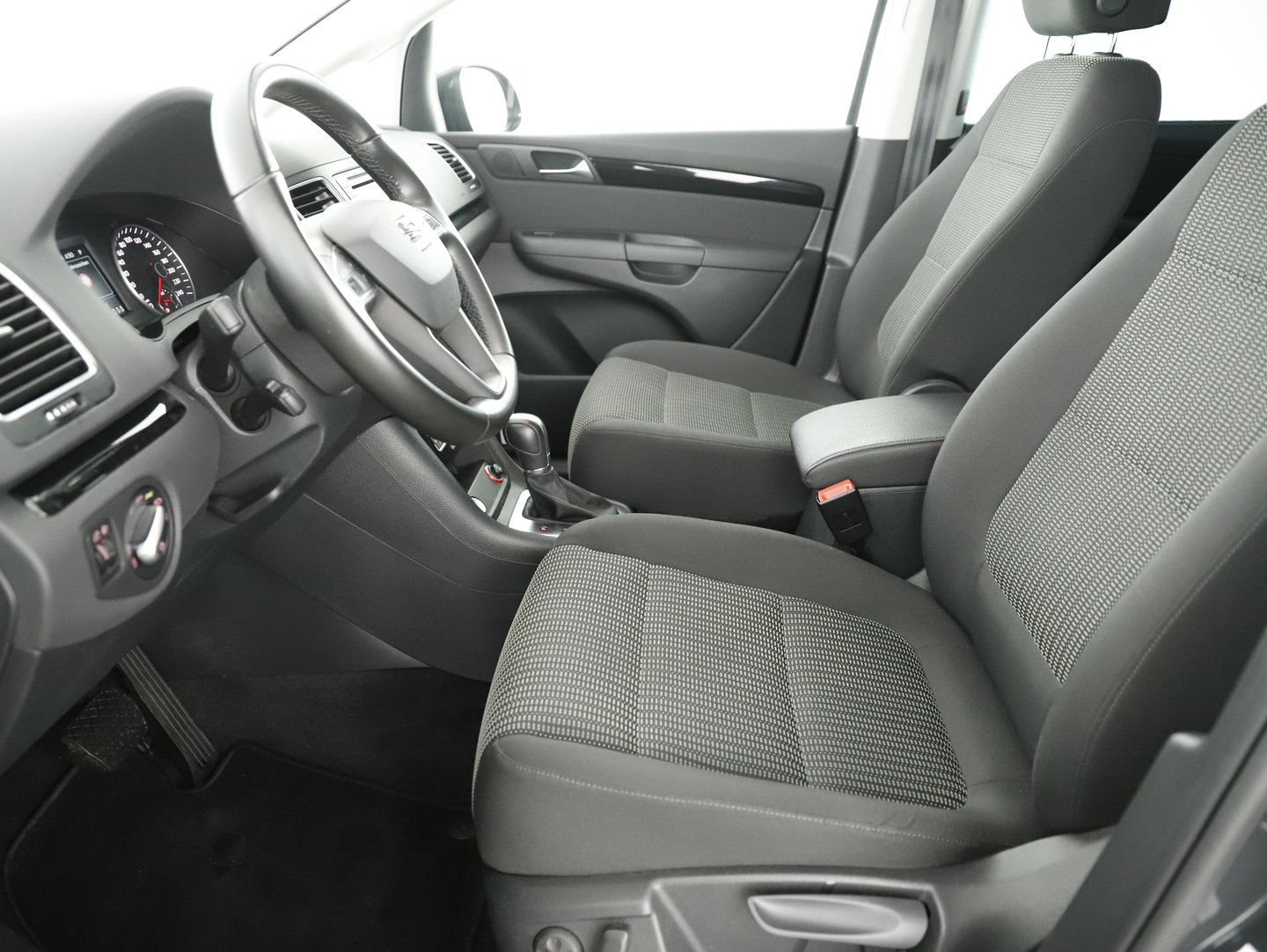 SEAT Alhambra Executive TDI DSG | Bild 9 von 24