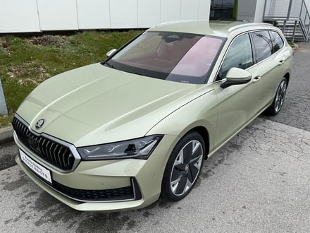 Škoda Superb Combi Selection TSI mHEV DSG