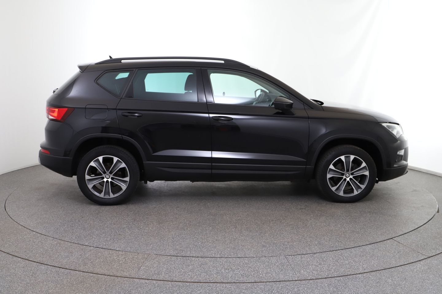 SEAT Ateca 1,6 Style TDI DSG | Bild 6 von 28