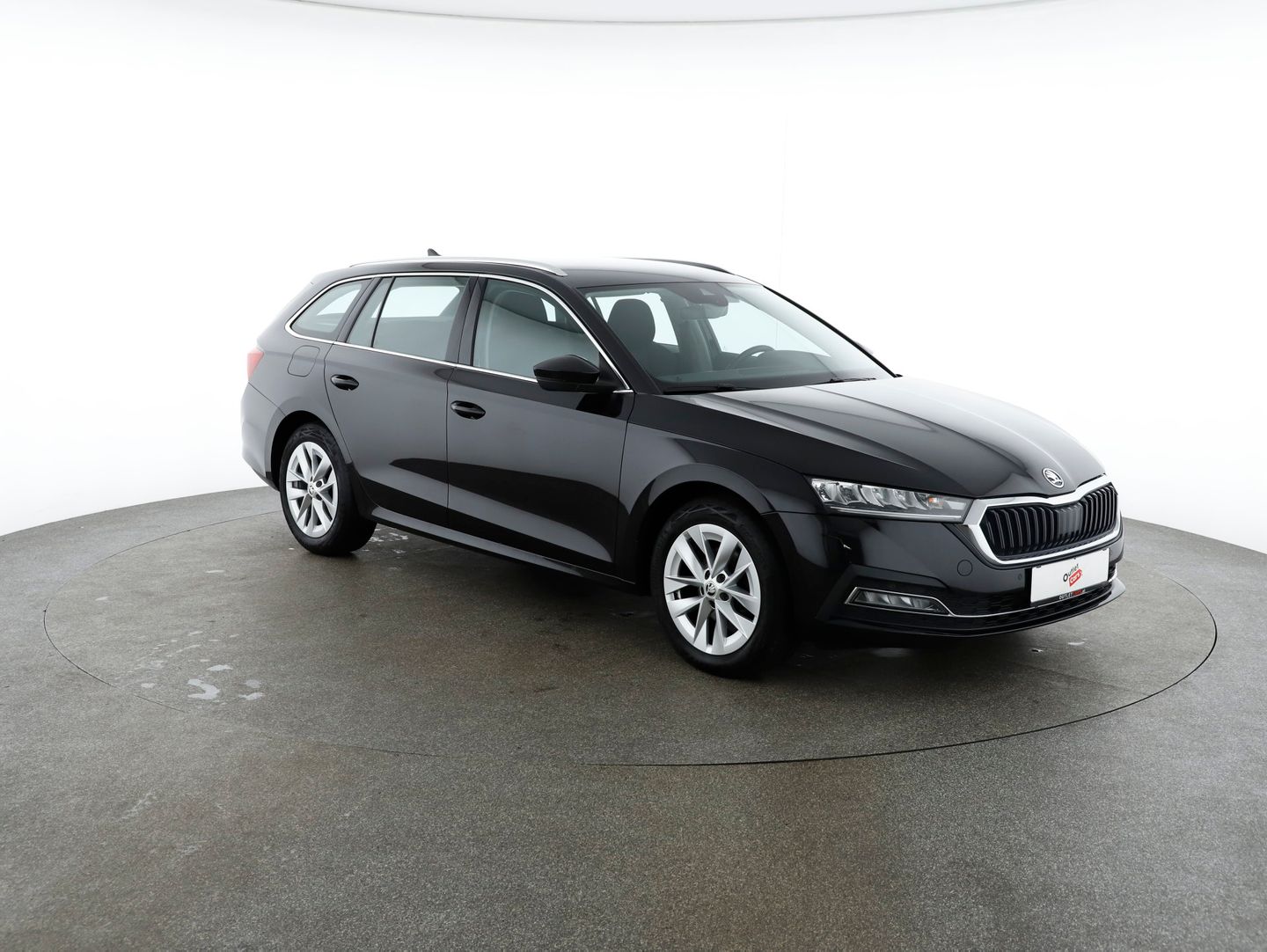 Škoda Octavia Combi 2,0 TDI Premium DSG | Bild 7 von 25