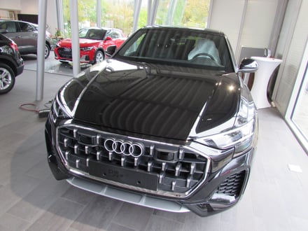 Audi Q8 55 TFSI e quattro