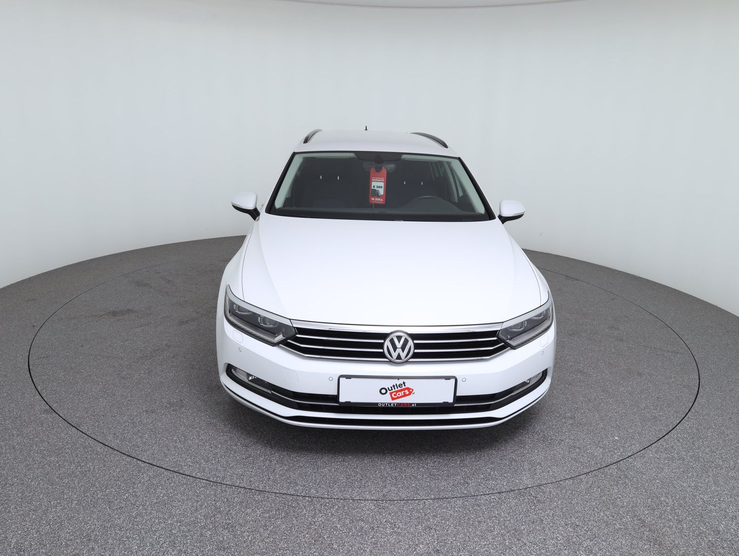 VW Passat Variant Comfortline TDI SCR DSG | Bild 2 von 14