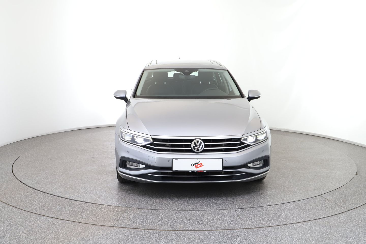 VW Passat Variant Elegance 2,0 TDI SCR DSG | Bild 8 von 29