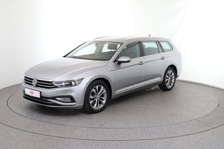 VW Passat Variant Elegance 2,0 TDI SCR DSG