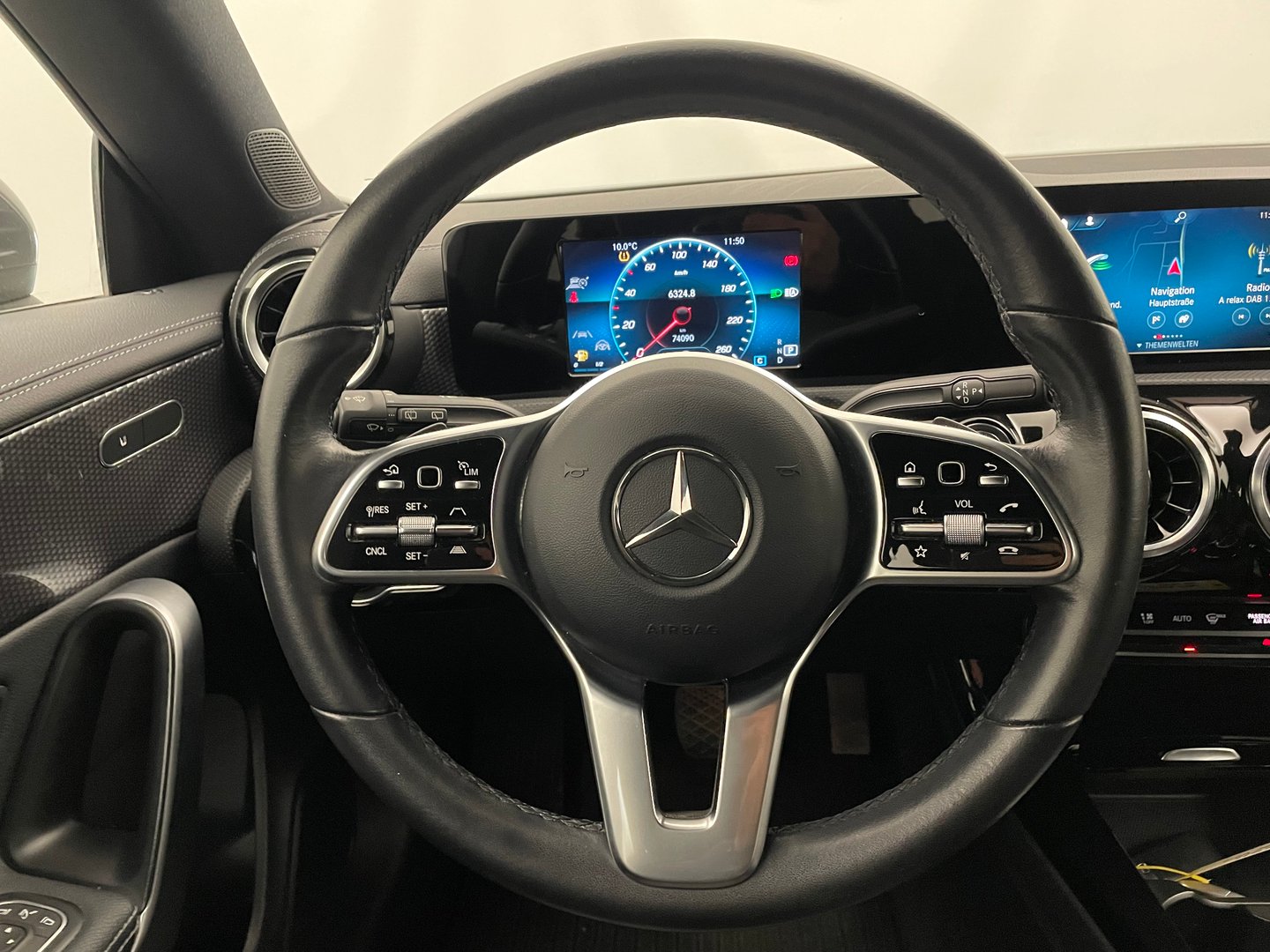 Mercedes CLA 200 d Shooting Brake Aut. | Bild 12 von 25