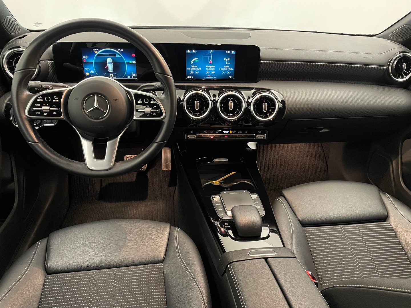 Mercedes CLA 200 d Shooting Brake Aut. | Bild 11 von 25