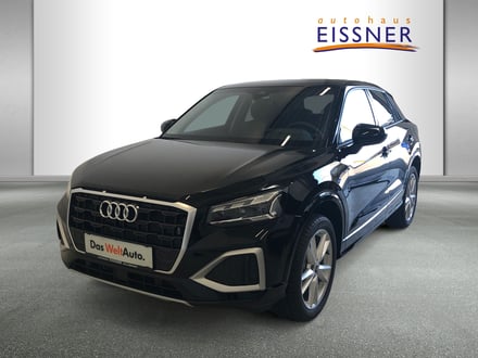 Audi Q2 30 TFSI admired