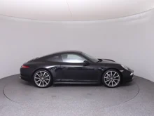 Porsche 911 Carrera 4 Coupe (991) in tiefschwarzmetallic