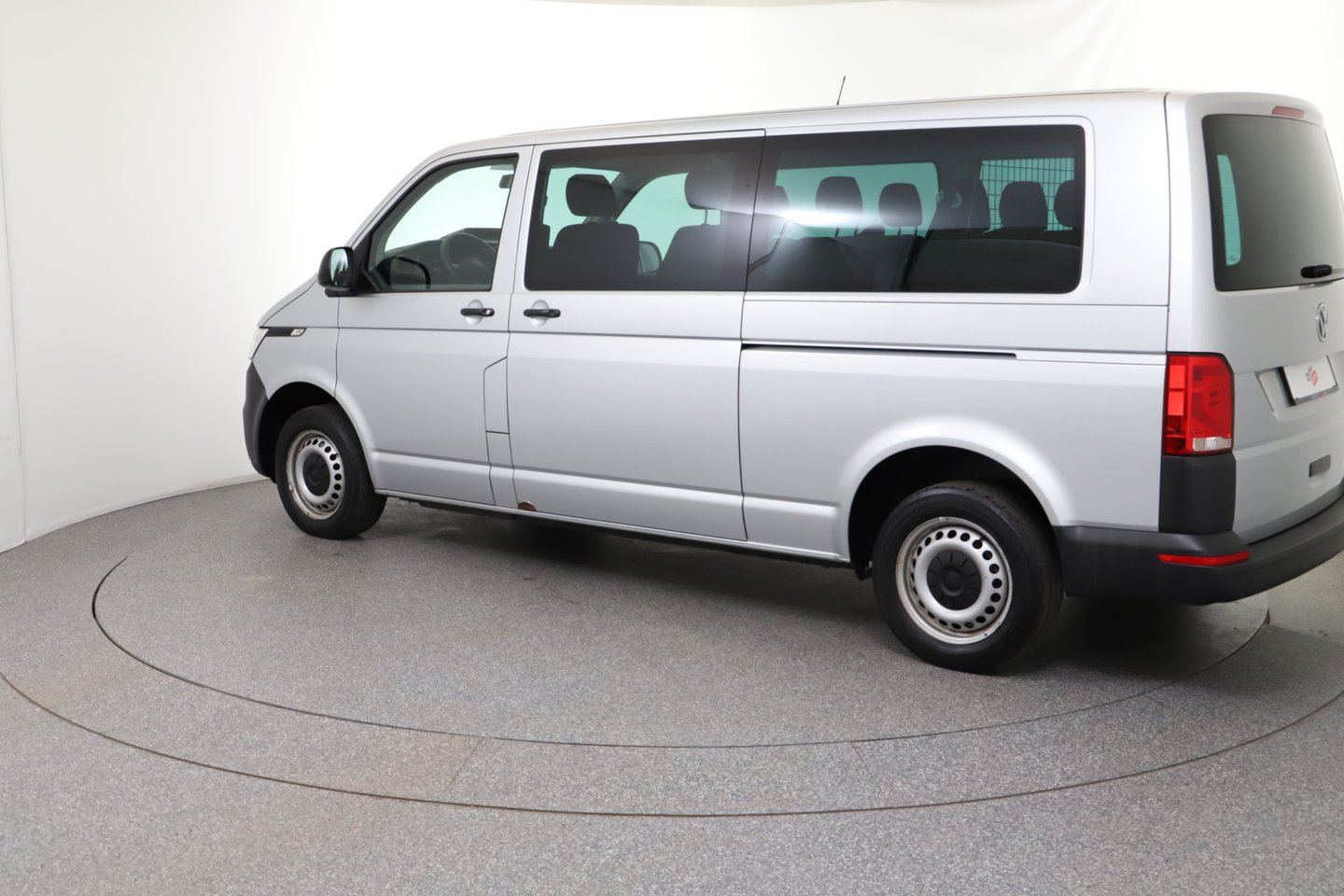 VW T6.1 Doka-Ka/Carav/Kombi LR TDI 4MOTION | Bild 3 von 25