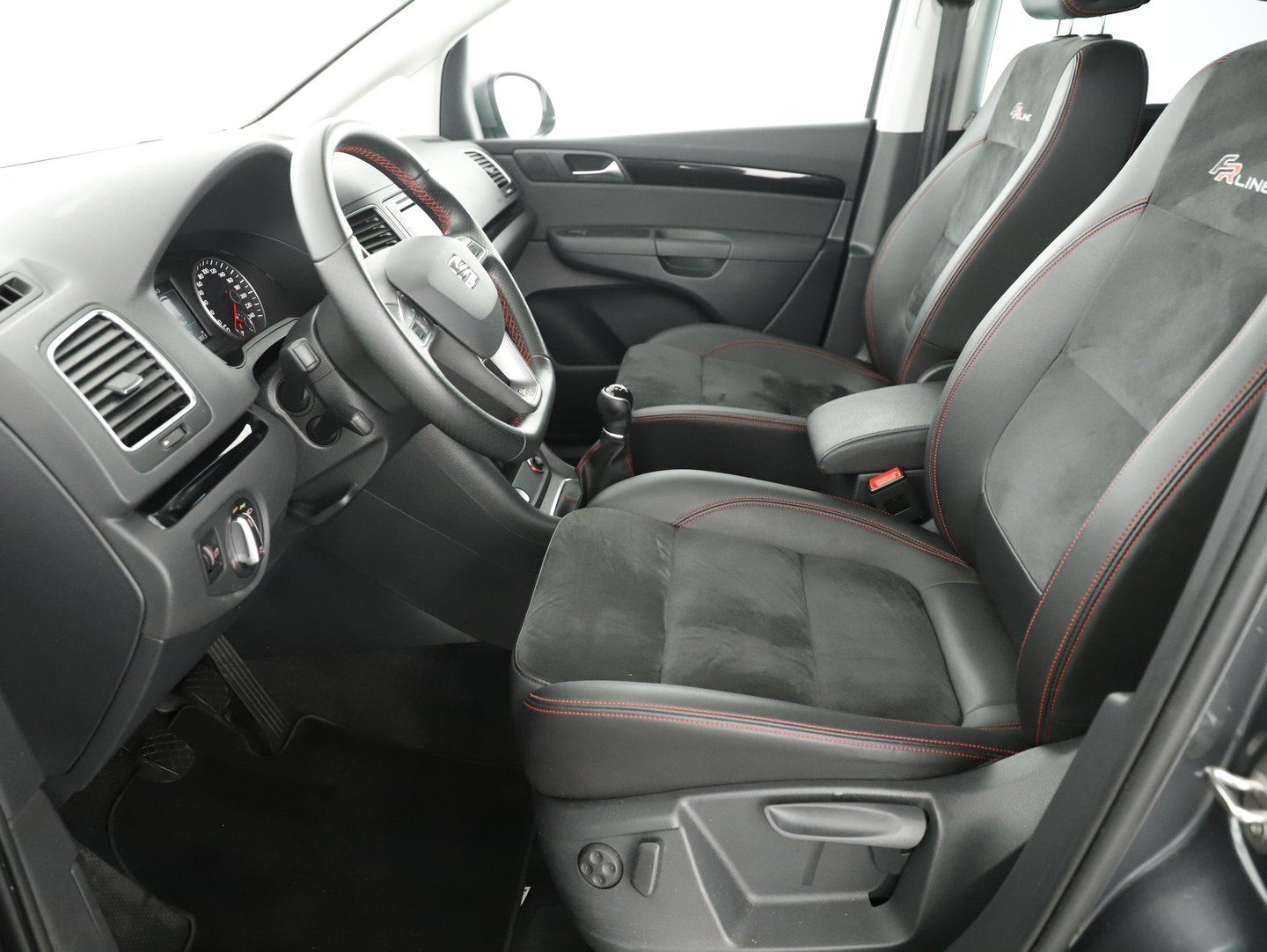 SEAT Alhambra Business TDI | Bild 11 von 27