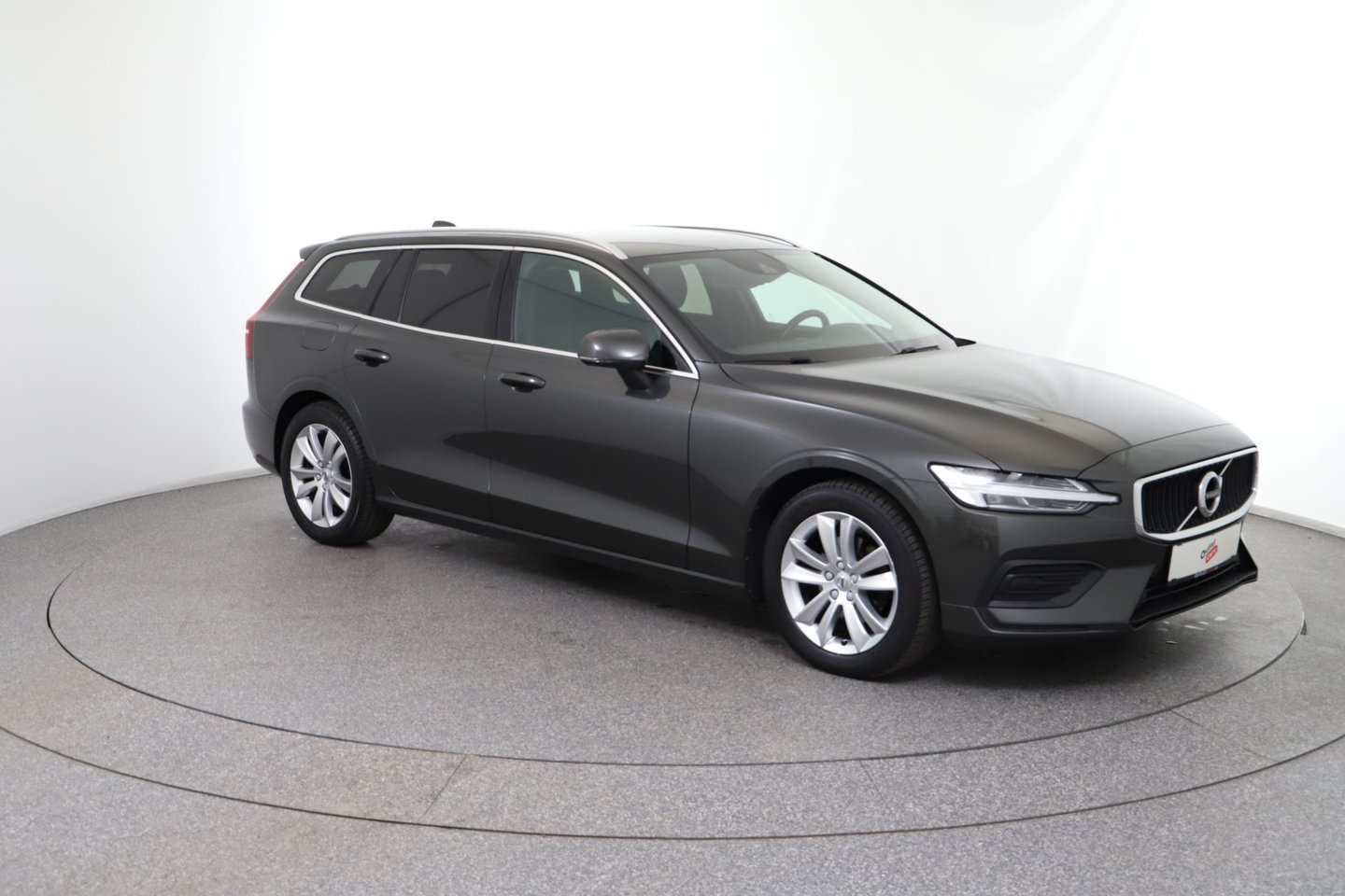 Volvo V60 D3 Momentum Pro Geartronic | Bild 7 von 25