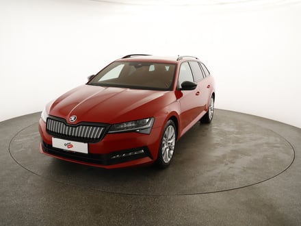 Škoda SUPERB Combi iV SPORTLINE DSG