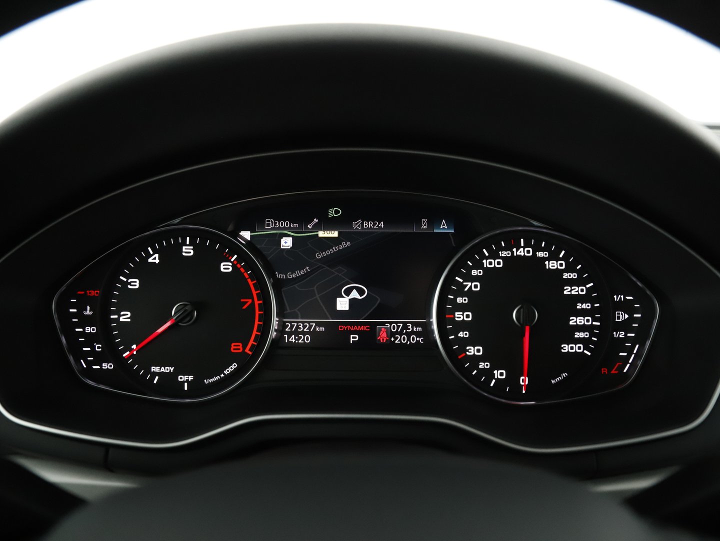 Audi A4 Avant 40 TFSI S line | Bild 16 von 29