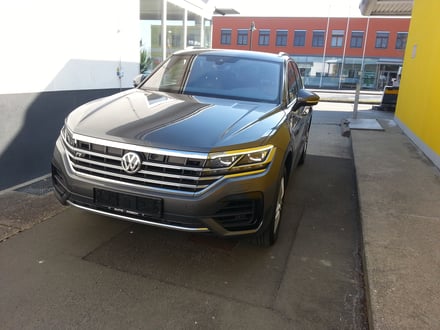 VW Touareg R-Line TDI SCR 4MOTION