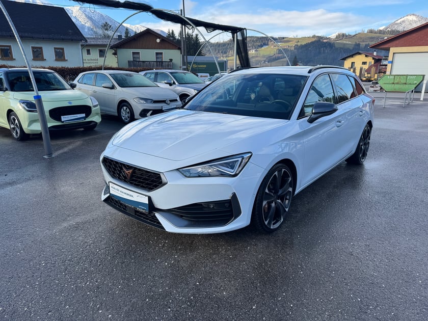 SEAT Leon SP Kombi VZ 2.0 TSI DSG 4Drive