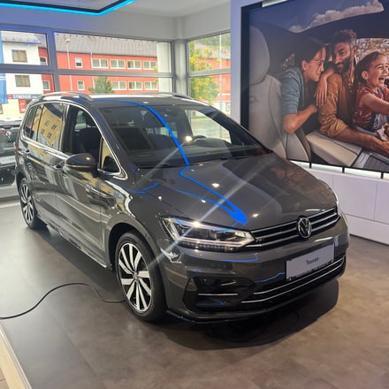 VW Touran R-Line TSI DSG