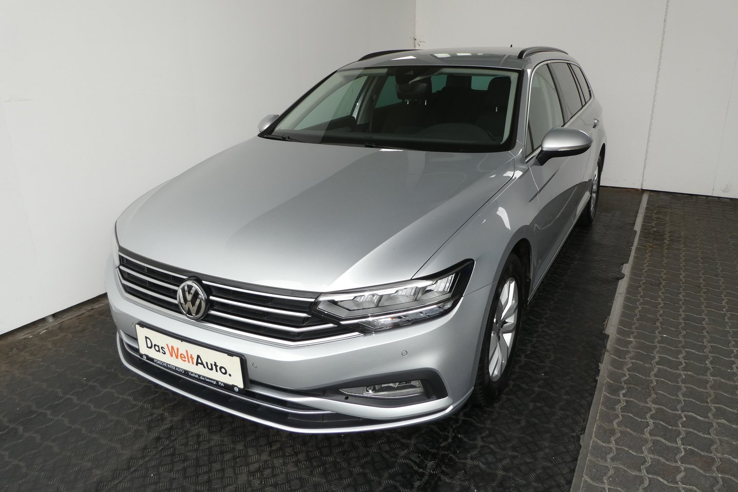 VW Passat Variant