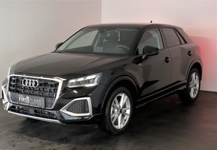 Audi Q2 35 TFSI admired