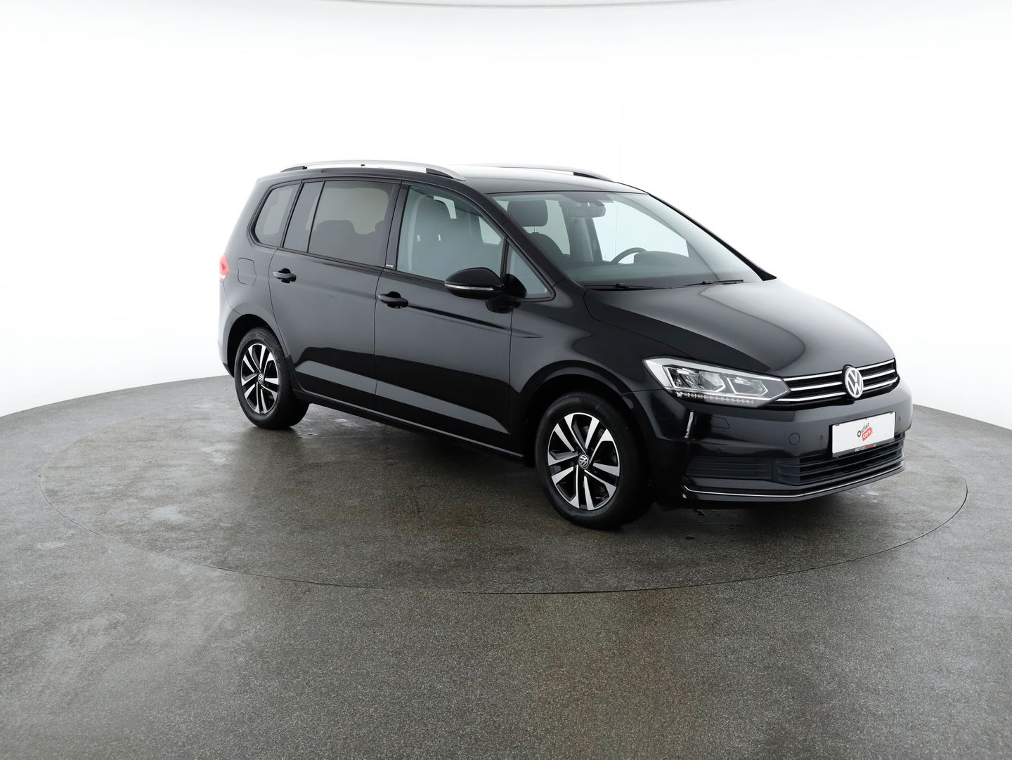 VW Touran Comfortline TDI SCR DSG 5-Sitzer | Bild 3 von 22