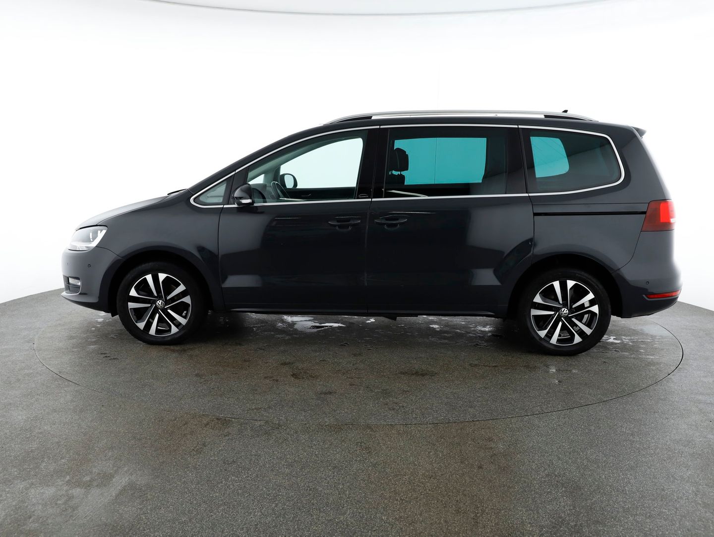 VW Sharan Comfortline TDI SCR DSG | Bild 8 von 25