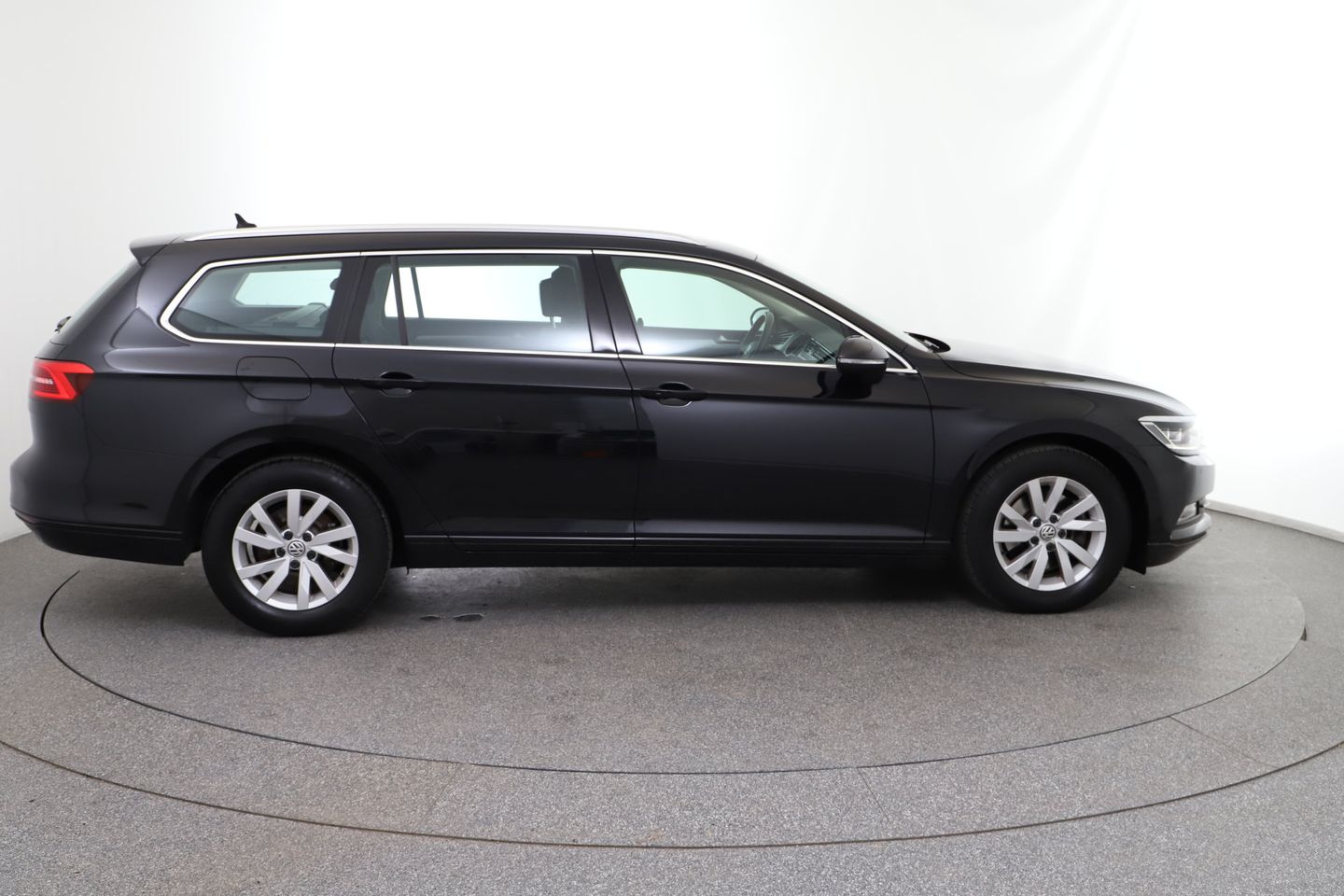 VW Passat Trendline 1,6 TDI | Bild 6 von 26