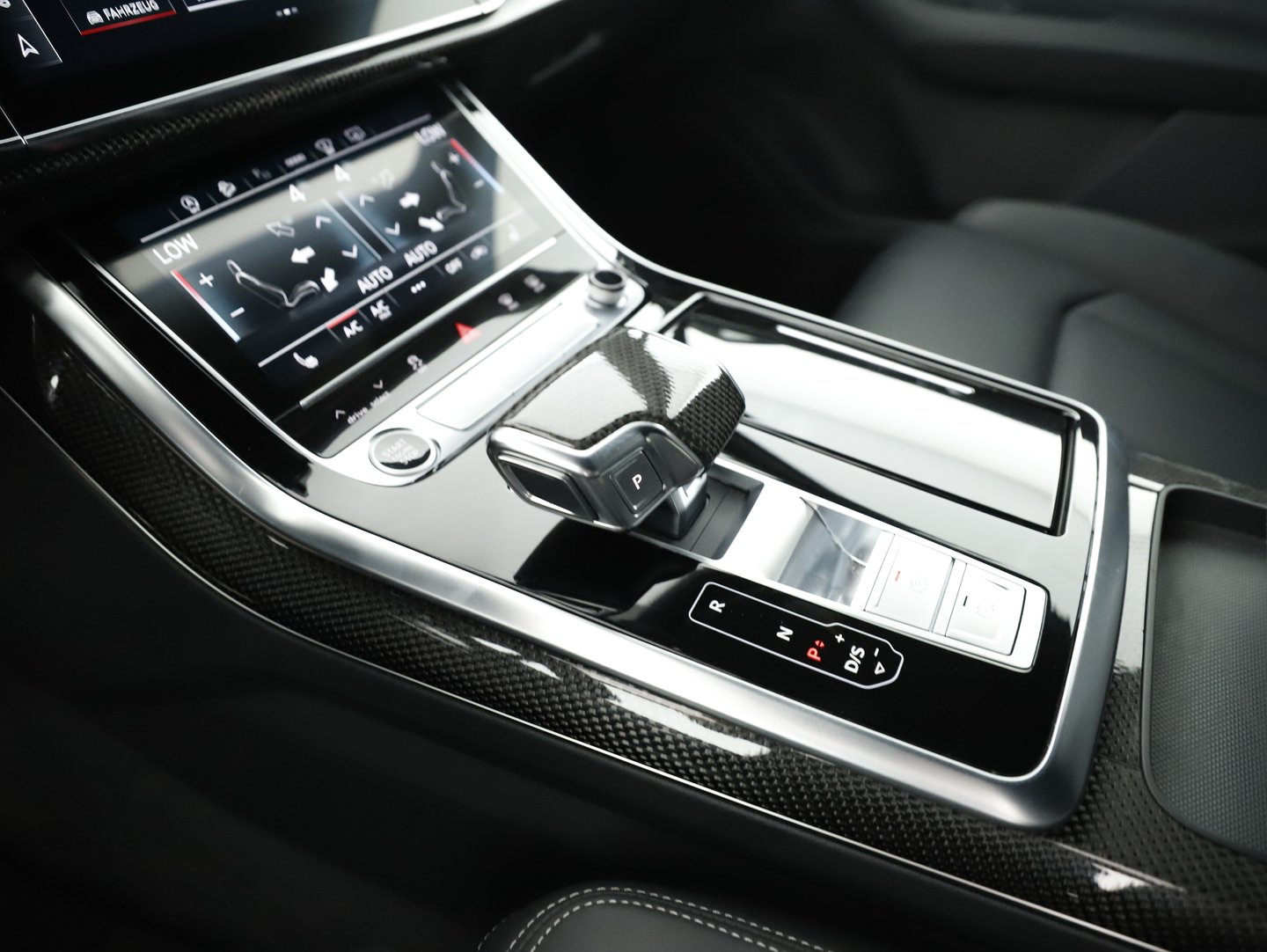 Audi Q7 50 TDI quattro S line | Bild 21 von 26