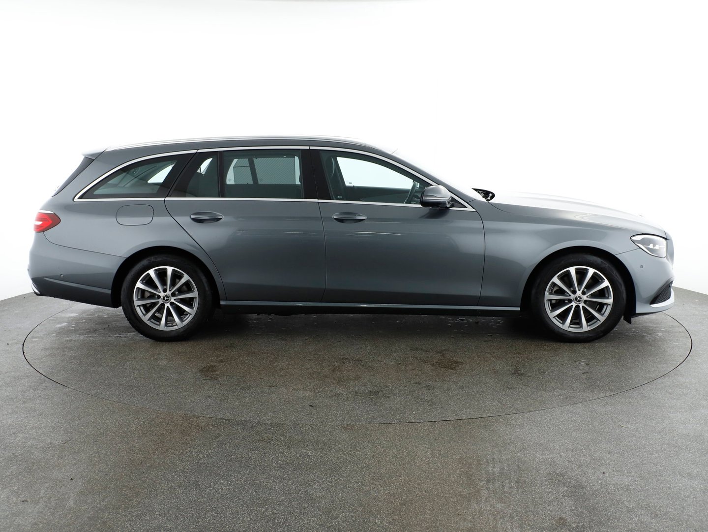 Mercedes E 220 d T 4MATIC Aut. | Bild 6 von 31