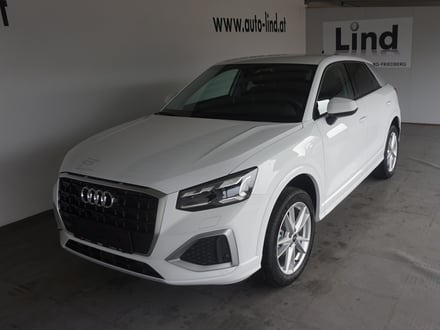 Audi Q2 30 TFSI admired