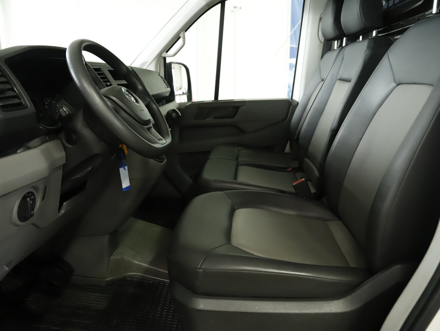VW Crafter 35 Kasten L3H3 TDI Heck Single | Bild 8 von 16