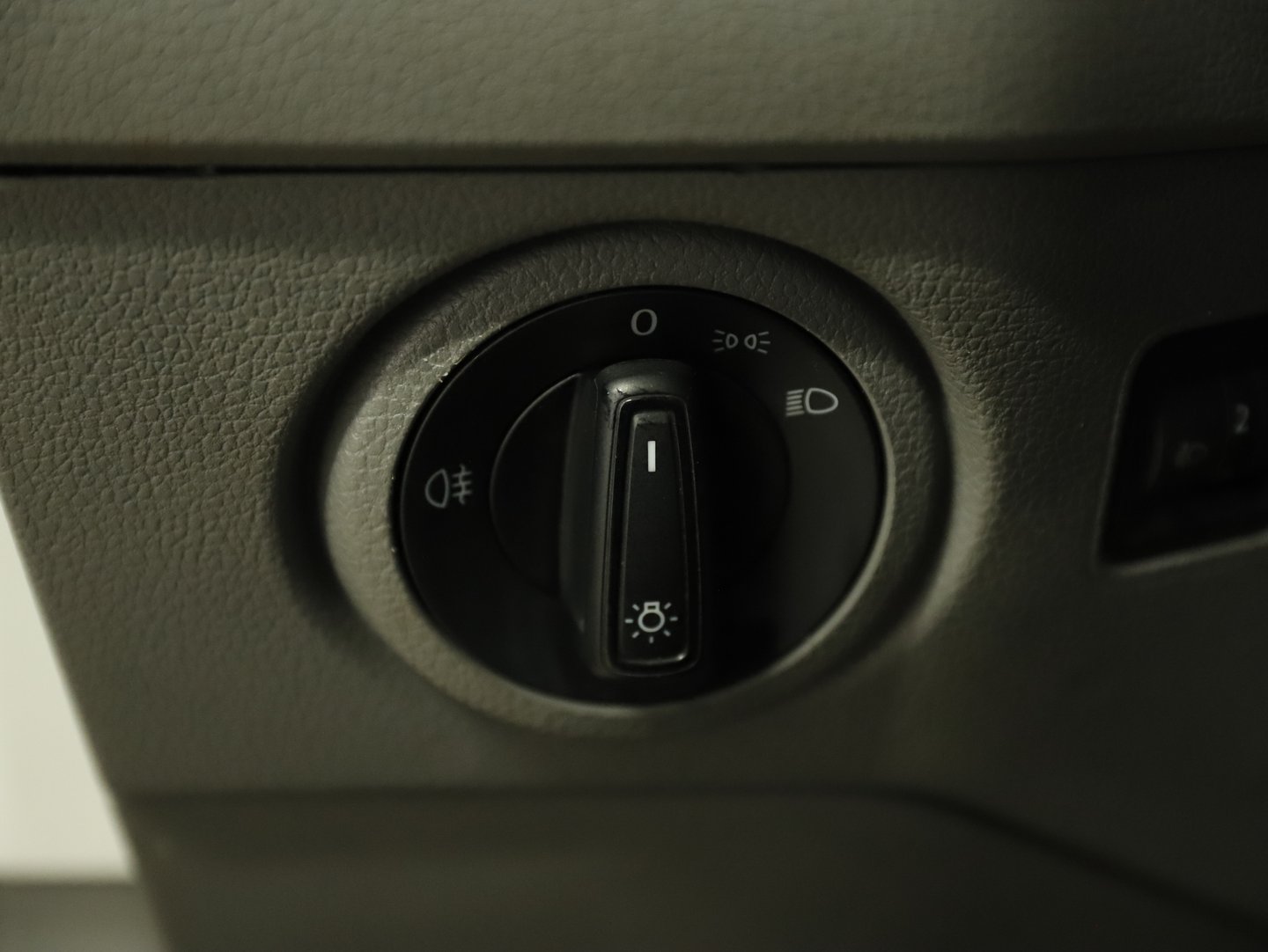 VW Crafter 35 Kasten L3H3 TDI Heck Single | Bild 7 von 16