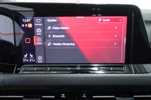 VW Golf Variant R-Line TSI in Deep Black Perleffekt
