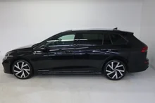 VW Golf Variant R-Line TSI in Deep Black Perleffekt